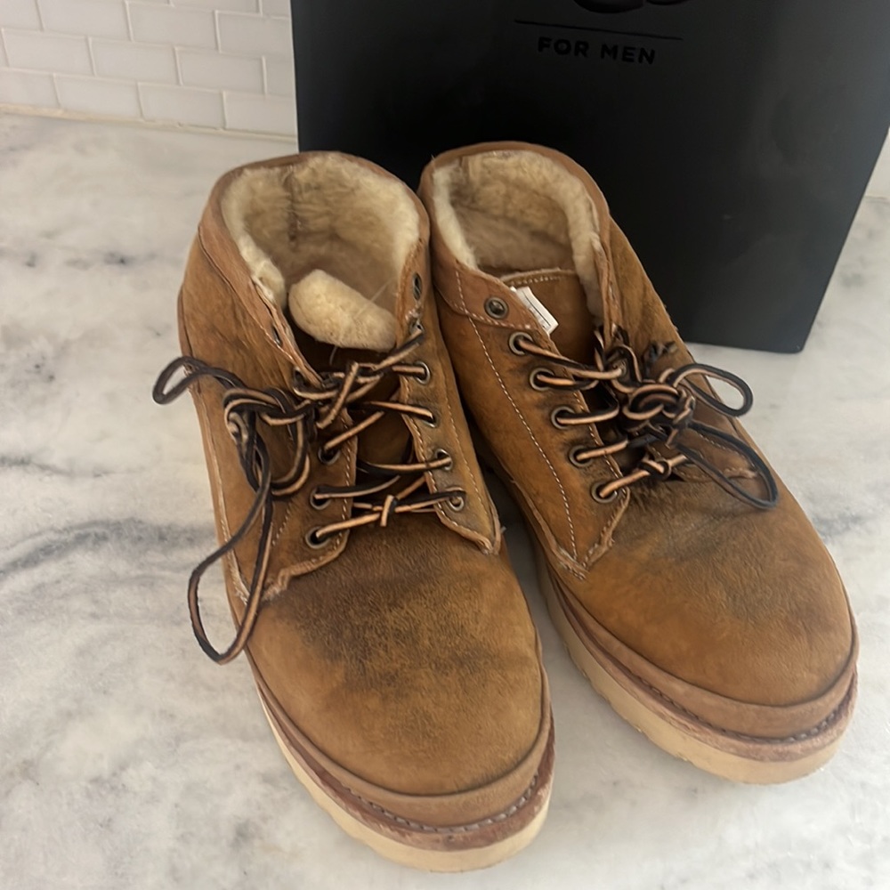 UGG MEN BOOTS - Picture 2 of 6